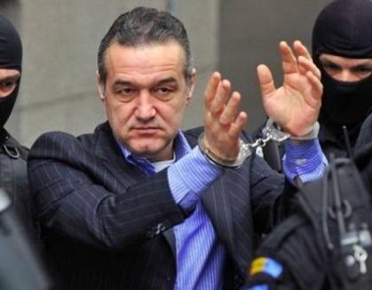 Gigi Becali a primit încă şase luni de închisoare